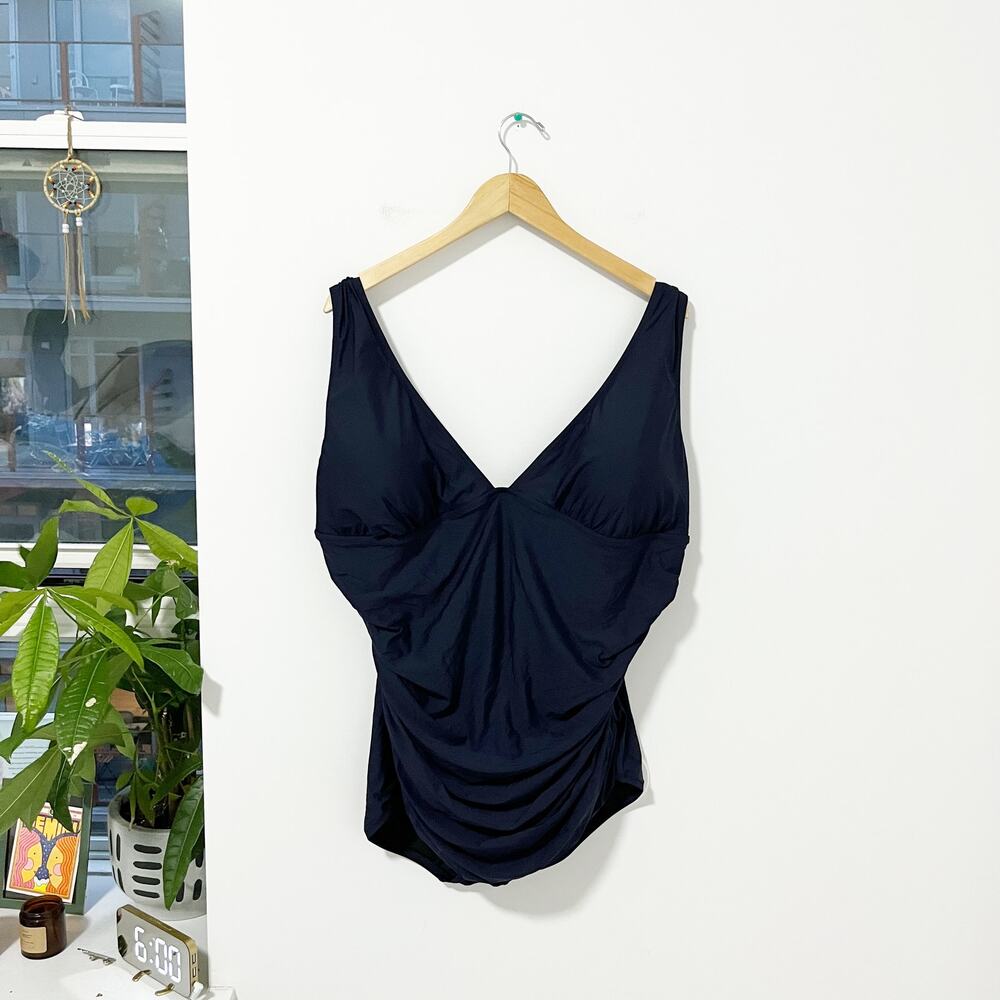 NEW J. Crew Navy Blue Ruched One Piece Bathing Suit Size 24 - Picture 2 of 8